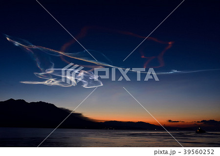 夜光雲と桜島 39560252