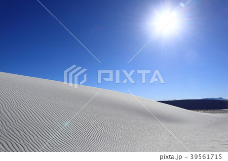 ホワイトサンズ White Sands National Monument アメリカ ニューメキシコの写真素材