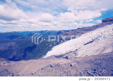 Volcano Tronador and glaciers of Alerce and Castano Overa 39566471