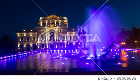 Culture Palace and colored fountain in Drobeta Turnu-Severin Culture Palace and colored fountain in Drobeta Turnu-Severin 39566638