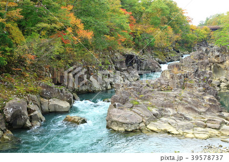 岩手県　厳美渓　紅葉景色 39578737