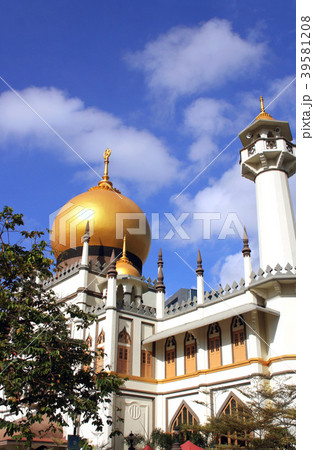 Masjid Sultan Mosque in Kampong Glam, Singapore 39581208