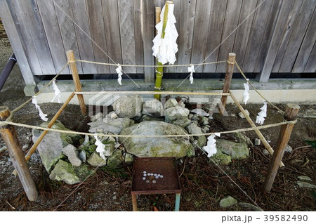 日本のピラミッド（皆神神社）井戸 39582490