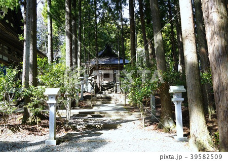 日本のピラミッド（皆神神社）石灯籠 39582509