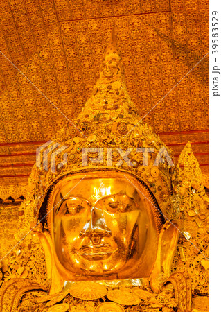 Big golden holy Mahamuni Buddha Image in Mandalay 39583529