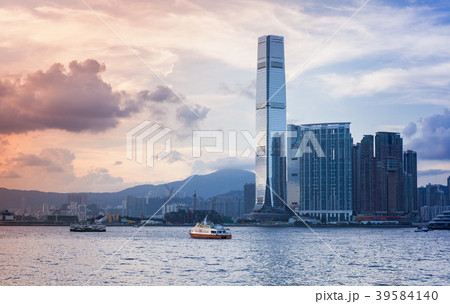 International Commerce Centre, Hong Kong 39584140