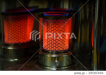 古いストーブ 39585404