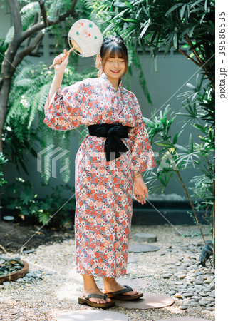 Lifestyle series: Asian woman in yukata 39586535