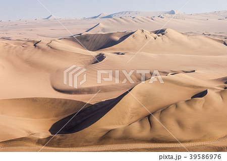 Huacachina desert dunes Huacachina desert dunes 39586976