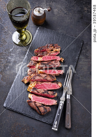 Barbecue Wagyu Tagliata di Manzo Entrecote 39587468