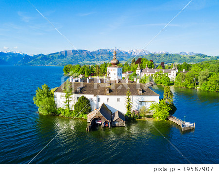 Gmunden castle aerial view 39587907
