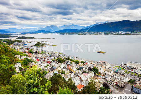 Alesund aerial panoramic view Alesund aerial panoramic view 39590512