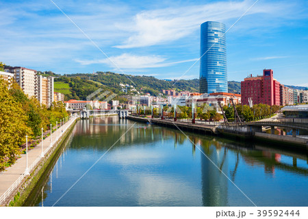 Nervion River embankment in Bilbao Nervion River embankment in Bilbao 39592444