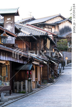 《京都府》二年坂・早朝 39594164