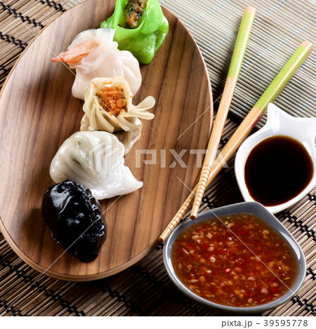 Assorted Dim Sum Assorted Dim Sum 39595778