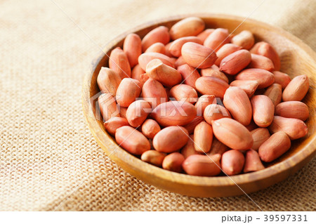 炒りピーナッツ 炒りピーナッツ 39597331