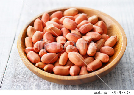 炒りピーナッツ 39597333