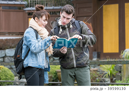 観光客 観光客 39599130