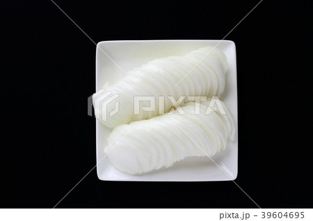 タマネギの下拵え タマネギの下拵え 39604695