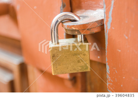 padlock on the door for wooden door lock padlock on the door for wooden door lock 39604835