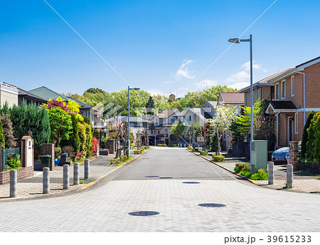 閑静な住宅街の写真素材 [39615233] - PIXTA