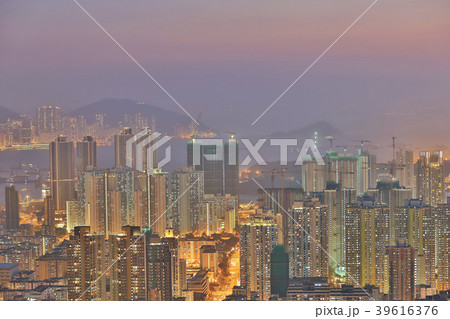 Kowloon peninsula from Beacon hill Hong Kong 39616376