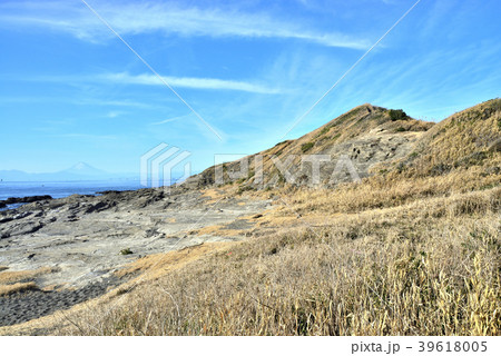高解像度) 黒崎 富士山 神奈川県三浦市初声町の風景 高解像度) 黒崎 富士山 神奈川県三浦市初声町の風景 39618005