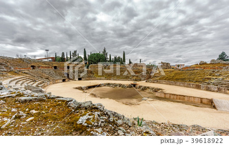 Roman amphitheatre in Merida, Spain 39618922