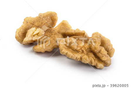 walnuts isolated on white walnuts isolated on white 39620805