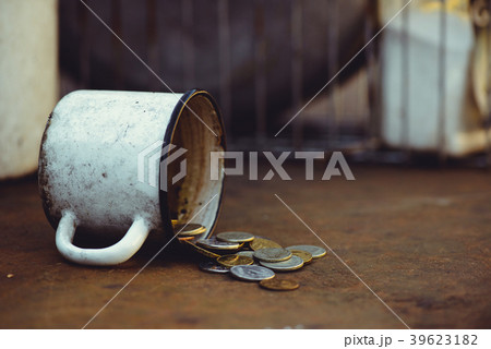 the fall of the Russian ruble, poverty and poverty the fall of the Russian ruble, poverty and poverty 39623182