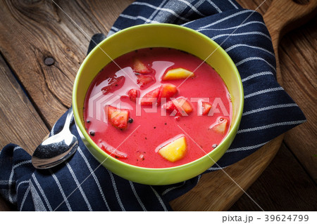 Vegetarian red soup - borsch in green bowl. Vegetarian red soup - borsch in green bowl. 39624799
