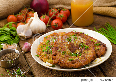 Fried potato pancakes Fried potato pancakes 39628467