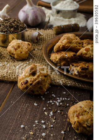 Crackers homemade Crackers homemade 39630582
