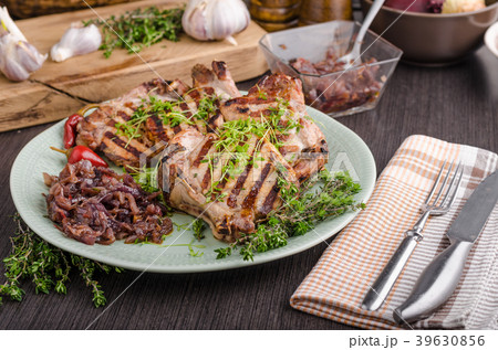 Grilled pork chops Grilled pork chops 39630856