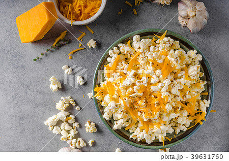 Homemade cheese popcorn Homemade cheese popcorn 39631760