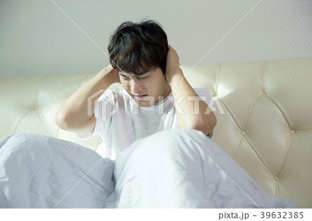 Conceptable photo of new married couple daily life. 104 Conceptable photo of new married couple daily life. 104 39632385