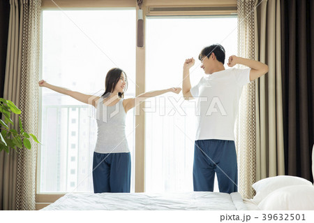 Conceptable photo of new married couple daily life. 041 Conceptable photo of new married couple daily life. 041 39632501