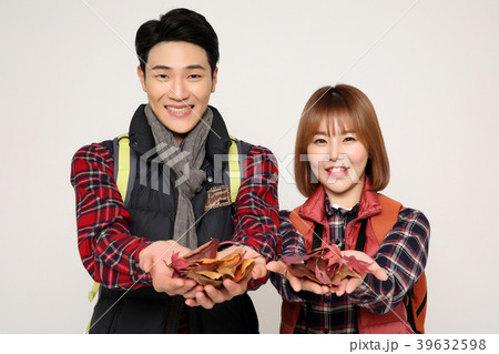 Happy young traveler couple concept photo. set out on a trip to honeymoon, camping and summer vacation concept isolated on white background. 386 39632598