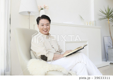 the life of a middle-aged man concept photo. a middle-aged man's work , daily routine and hobbies. 143 39633311