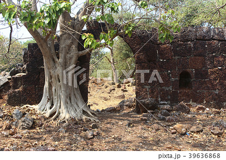 Suvarndurg fort, view of bastion and Arabic sea 39636868