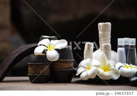 Thai Spa massage compress balls Thai Spa massage compress balls 39637857