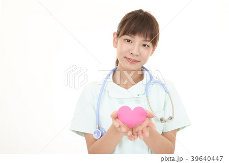 微笑む看護師 微笑む看護師 39640447