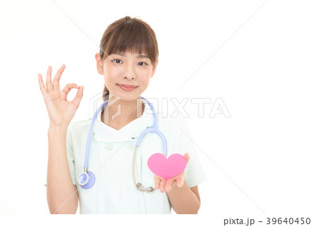 笑顔の看護師 39640450