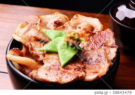 豚丼 39643479