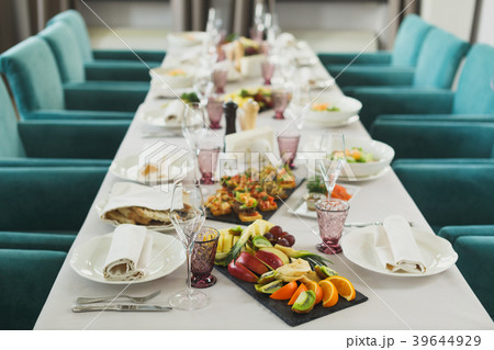 Elegant Dinner Setting - Fancy Dining Room Table 39644929