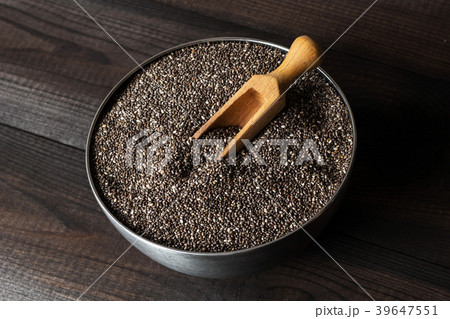 chia seeds in bowl. salvia hispanica 39647551