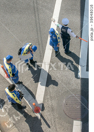 交通事故現場検証 39648016