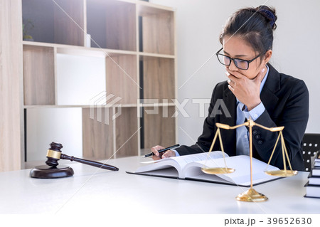Legal law, advice and justice concept, Professional Female lawye Legal law, advice and justice concept, Professional Female lawye 39652630