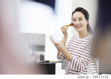 女性 女 女の子 39657128