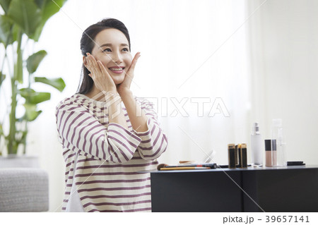 女性 女 女の子 39657141